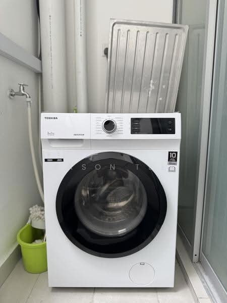 Service Residence for Rent at Acacia Residences - Eason Tee - Yard - PropertyGuru.com.my