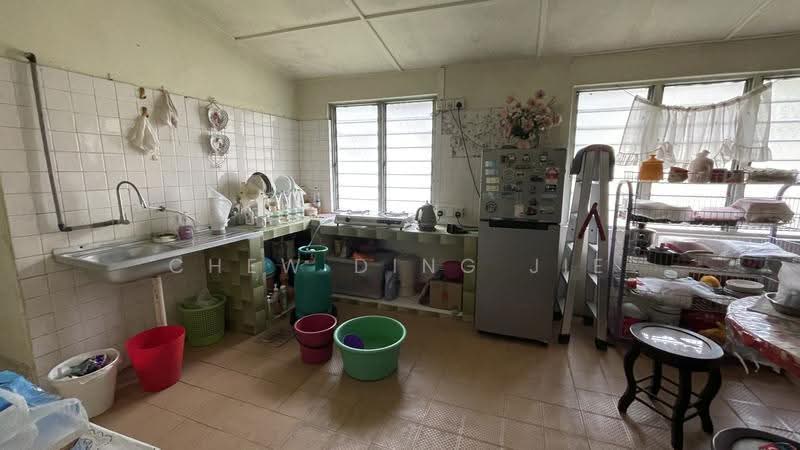 Terraced House for Sale in Kepong (Kuala Lumpur) - Chew Ding Jie - Kitchen - PropertyGuru.com.my