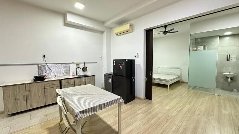 Kediaman Servis untuk Dijual di Cube 8 Teens - Daniel Yong - Kitchen - PropertyGuru.com.my