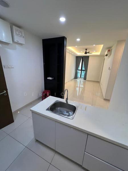 Kediaman Servis untuk Dijual di H2O Residences - Derrick Lim - Living Room - PropertyGuru.com.my