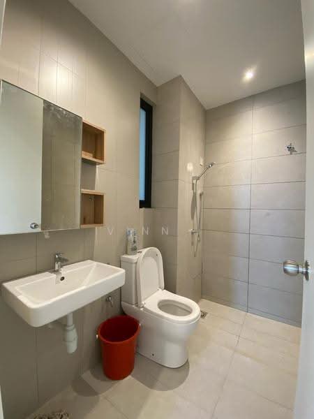 Service Residence for Rent at Kenwingston Skylofts - Vinn . - Bathroom - PropertyGuru.com.my
