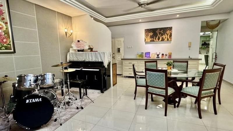 Condominium for Sale at Indah Samudra Condominium - Lily Wee - Living Room - PropertyGuru.com.my