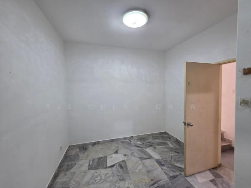 2-storey Terraced House for Rent in Usj 20 (Subang Jaya) - Yee Cheak Chen - Interior - PropertyGuru.com.my