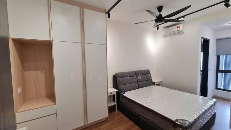 Kediaman Servis untuk Dijual di Sunway Velocity TWO - Billy Tan - Bedroom - PropertyGuru.com.my