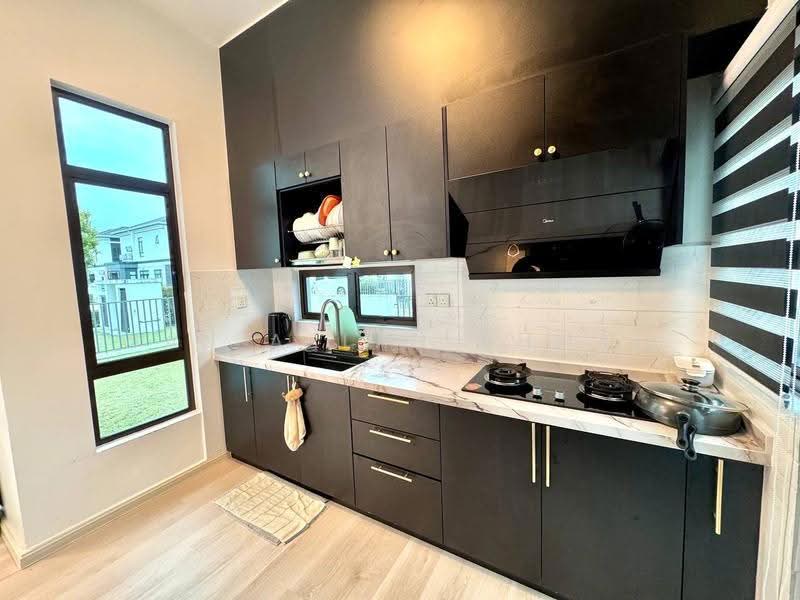 Rumah Teres 2-Tingkat untuk Dijual di Eco Grandeur (Puncak Alam) - Wan Azlan Ahmad - PropertyGuru.com.my