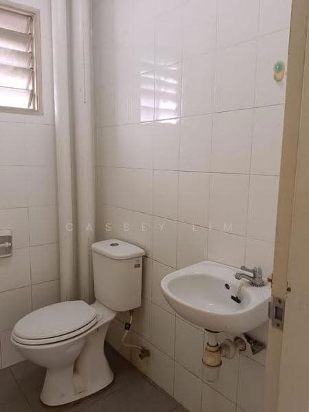 Apartment for Rent at Pangsapuri Akasia (Bandar Botanic) - Cassey Lim - PropertyGuru.com.my