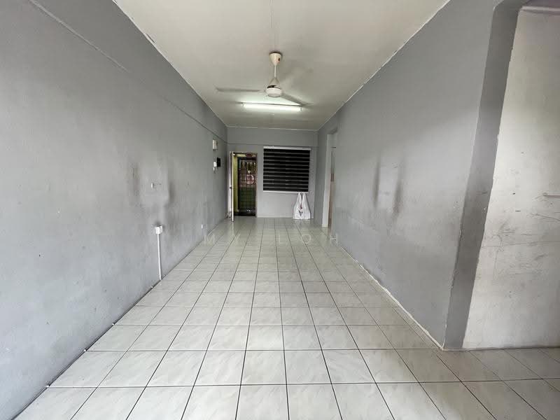 Apartment for Sale at Pangsapuri Laksamana - MY Loh - Interior - PropertyGuru.com.my