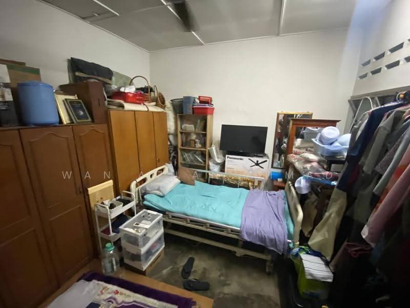 1-storey Terraced House for Sale in Kelana Jaya (Petaling Jaya) - Wan Azlan Ahmad - Bedroom - PropertyGuru.com.my