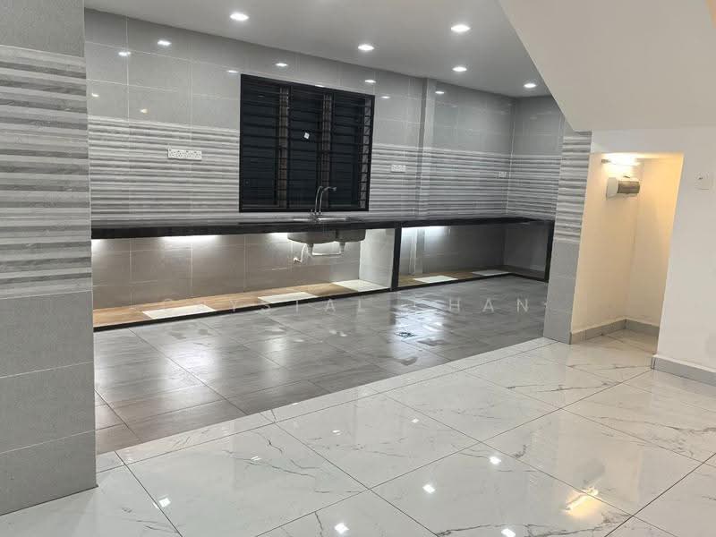 Rumah Teres 2-Tingkat untuk Dijual di Bukit Indah (Iskandar Puteri (Nusajaya)) - Crystal Chan - Kitchen - PropertyGuru.com.my
