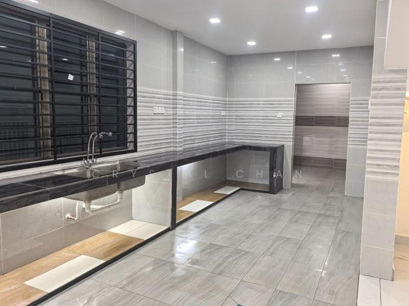 Rumah Teres 2-Tingkat untuk Dijual di Bukit Indah (Iskandar Puteri (Nusajaya)) - Crystal Chan - Kitchen - PropertyGuru.com.my