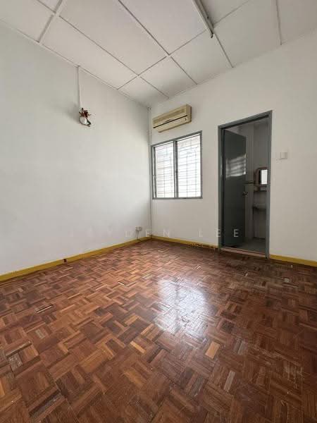 Rumah Teres 2-Tingkat untuk Dijual di Taman Wawasan (Puchong) - Jayden Lee - Interior - PropertyGuru.com.my