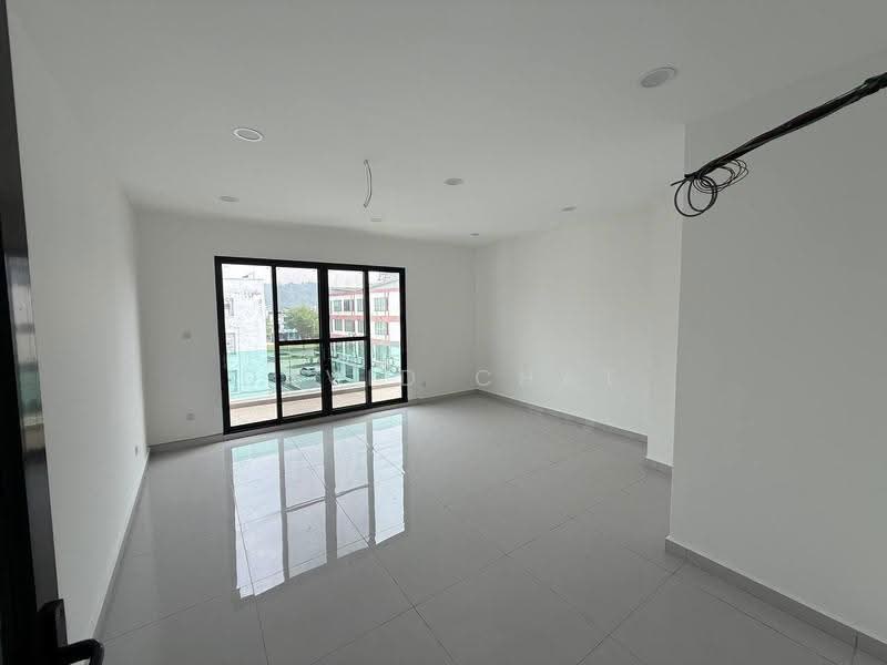 Rumah Berkembar untuk Dijual di Bandar Mahkota Cheras (Cheras) - David Chat - Living Room - PropertyGuru.com.my
