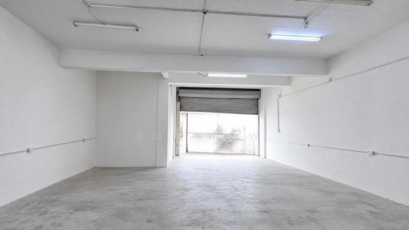 Factory for Rent in Taman Industri Kimpal (Batu Caves) - Jun How - Interior - PropertyGuru.com.my