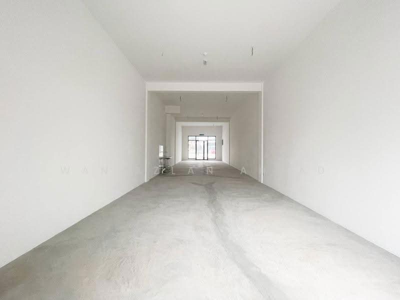 Kedai untuk Disewa di Eco Grandeur (Puncak Alam) - Wan Azlan Ahmad - Corridor - PropertyGuru.com.my