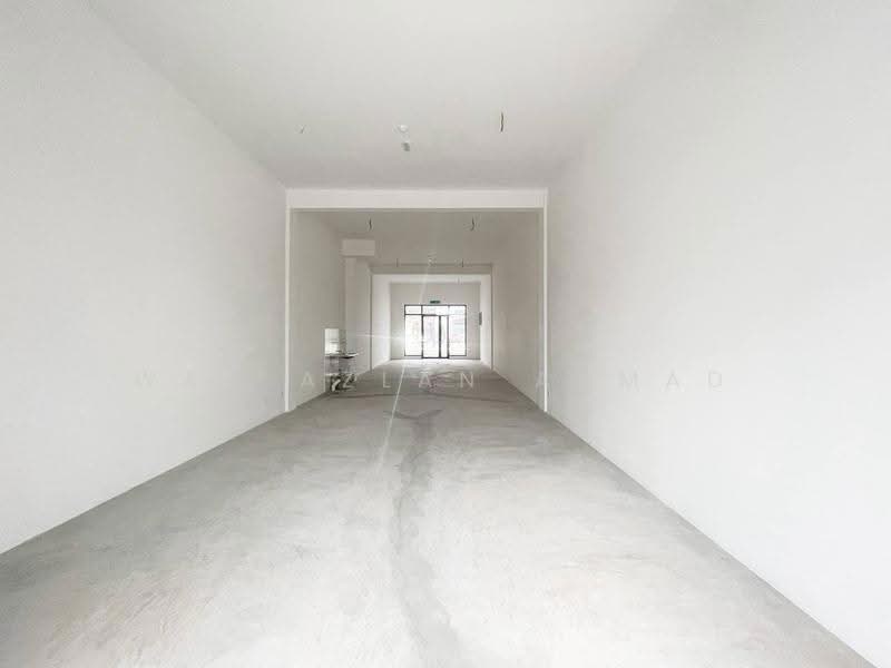 Kedai untuk Disewa di Eco Grandeur (Puncak Alam) - Wan Azlan Ahmad - Entrance - PropertyGuru.com.my
