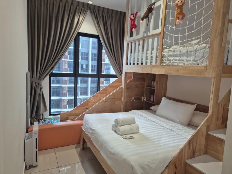 Kediaman Servis untuk Dijual di Trion 2 @ KL - Man Tan - Bedroom - PropertyGuru.com.my