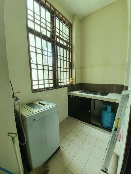 Apartment for Sale at Kings Height - YM Chin - Wet Kitchen - PropertyGuru.com.my