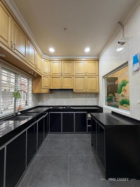 Rumah Teres 2-Tingkat untuk Dijual di Klang (Selangor) - Cassey Lim - Kitchen - PropertyGuru.com.my