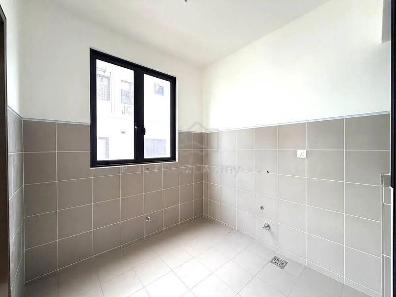 Rumah Teres 2-Tingkat untuk Dijual di Dengkil (Selangor) - Pit Zahid - Kitchen - PropertyGuru.com.my