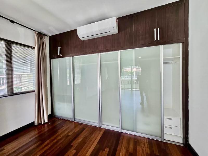 Semi-Detached House for Rent in Duta Tropika (Batu) - Nic Lu - Bedroom - PropertyGuru.com.my