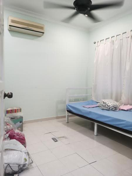 2-storey Terraced House for Sale in Kampung Sri Gombak Indah (Batu Caves) - Sherry Chang - Bedroom - PropertyGuru.com.my
