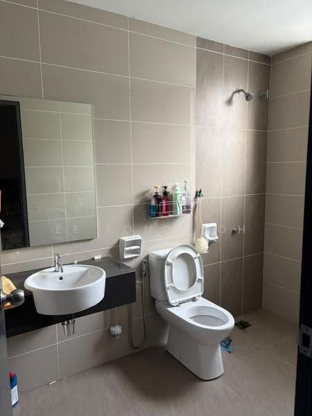 2-storey Terraced House for Sale in Taman Glenmarie (Johor Bahru) - Ee Fong Toh - Bathroom - PropertyGuru.com.my