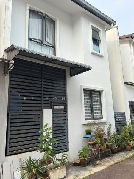 2-storey Terraced House for Sale in Taman Glenmarie (Johor Bahru) - Ee Fong Toh - PropertyGuru.com.my