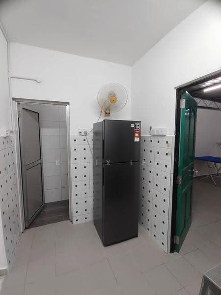 Rumah Teres 2-Tingkat untuk Disewa di Pjs 10 (Sunway) - Kenix Lee - Kitchen - PropertyGuru.com.my