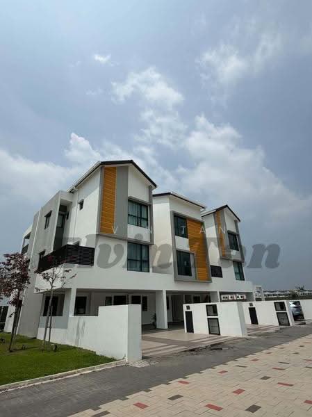 Townhouse for Sale in Bukit Mertajam (Penang) - Elvin Tan - Exterior - PropertyGuru.com.my