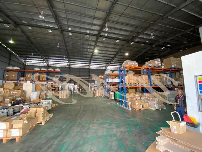 Factory for Rent in Kampung Teluk Panglima Garang (Telok Panglima Garang) - Andy Tee - Interior - PropertyGuru.com.my