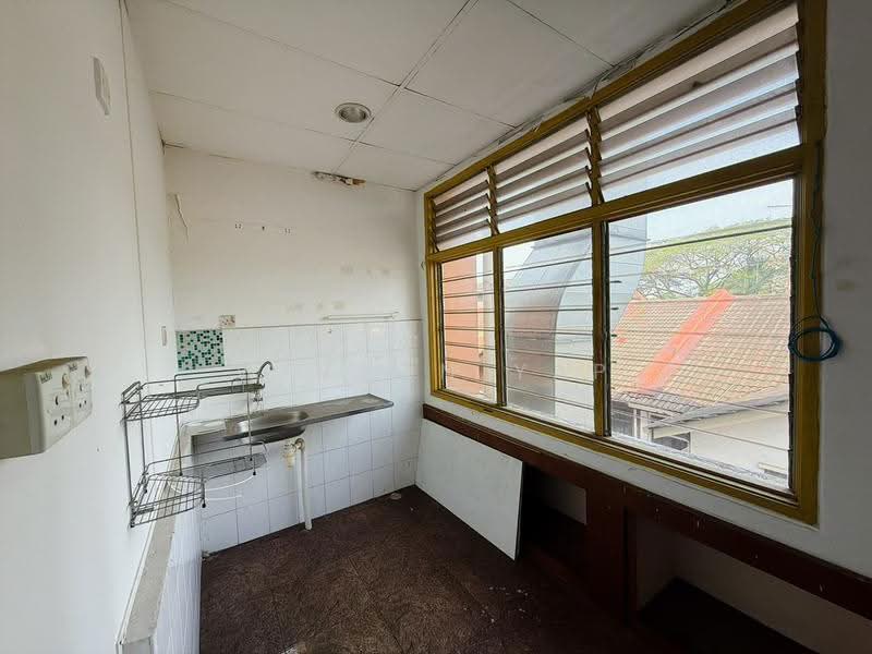 Office for Rent in Johor Bahru (Johor) - Winson Yap - Kitchen - PropertyGuru.com.my