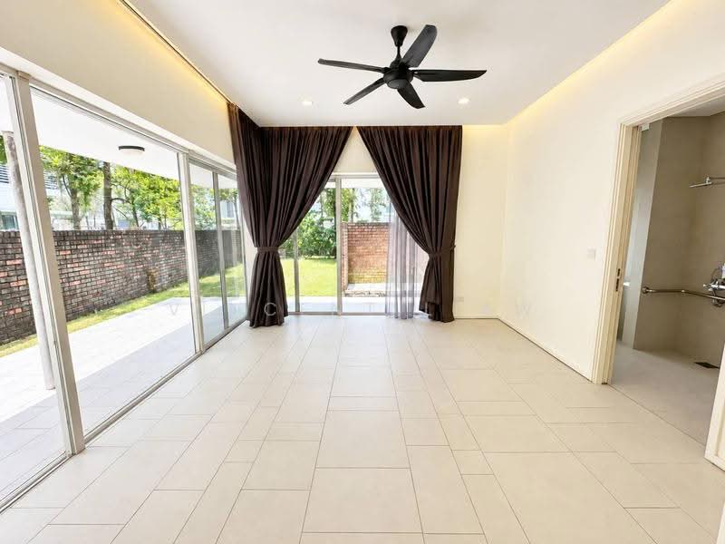 Semi-Detached House for Sale in Seri Pilmoor (Petaling Jaya) - Vincent Liaw - Living Room - PropertyGuru.com.my