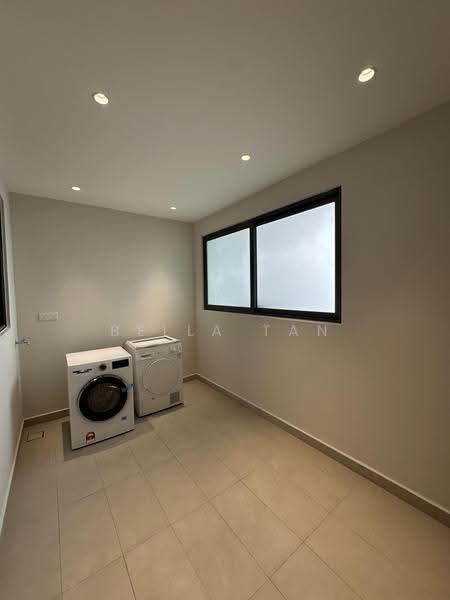 Kediaman Servis untuk Dijual di The Astaka @ 1 Bukit Senyum - Bella Tan - PropertyGuru.com.my