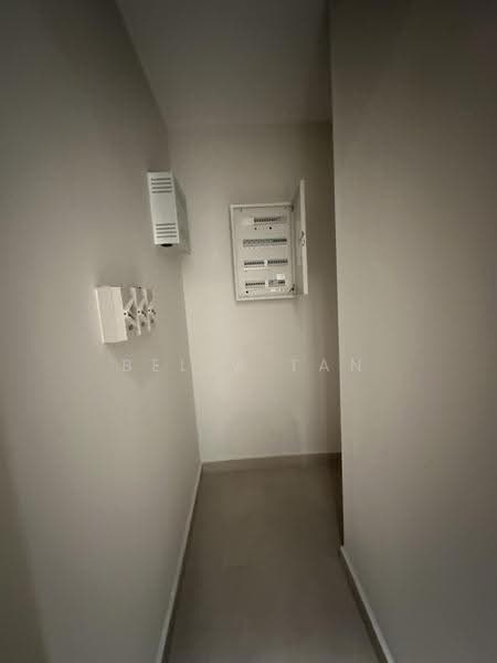 Kediaman Servis untuk Dijual di The Astaka @ 1 Bukit Senyum - Bella Tan - Corridor - PropertyGuru.com.my