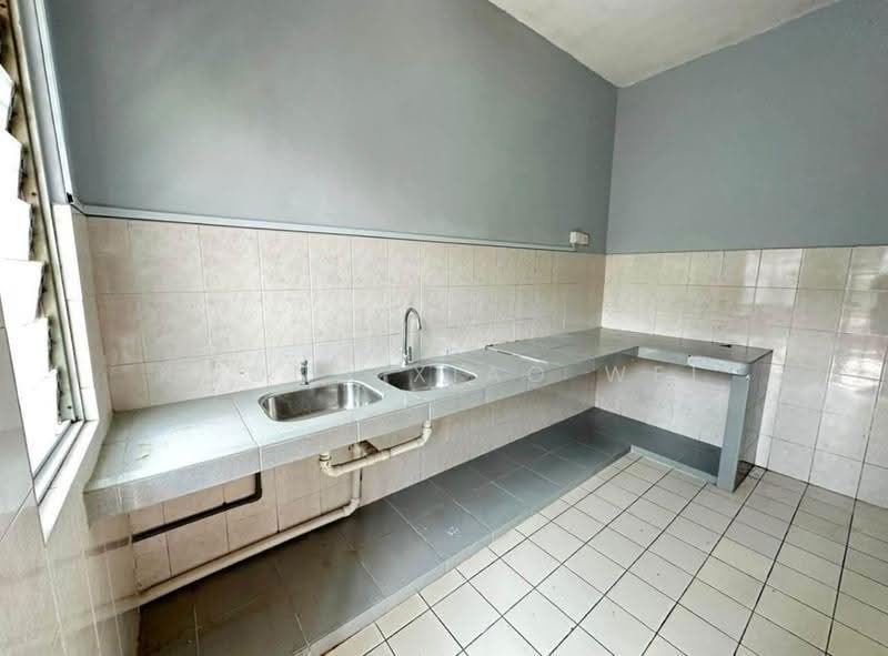 Rumah Teres 2-Tingkat untuk Dijual di Kota Emerald (Rawang) - Kwong Xiao Wei - Kitchen - PropertyGuru.com.my
