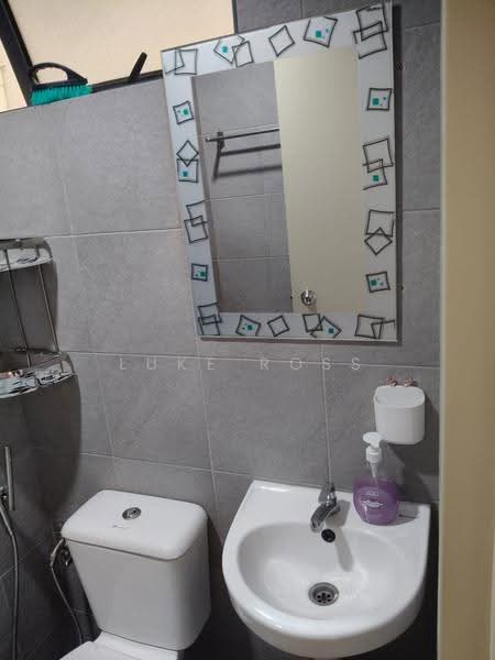 Kondominium untuk Disewa di Sky Awani Residensi 2 - Luke Ross - Bathroom - PropertyGuru.com.my