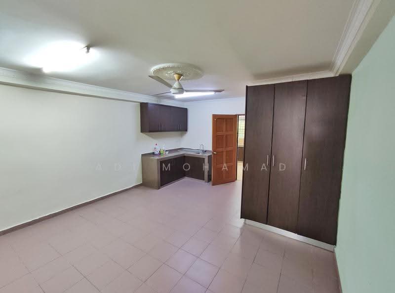 2-storey Terraced House for Sale in Taman Melawati (Ulu Kelang) - Adi Mohamad - Kitchen - PropertyGuru.com.my