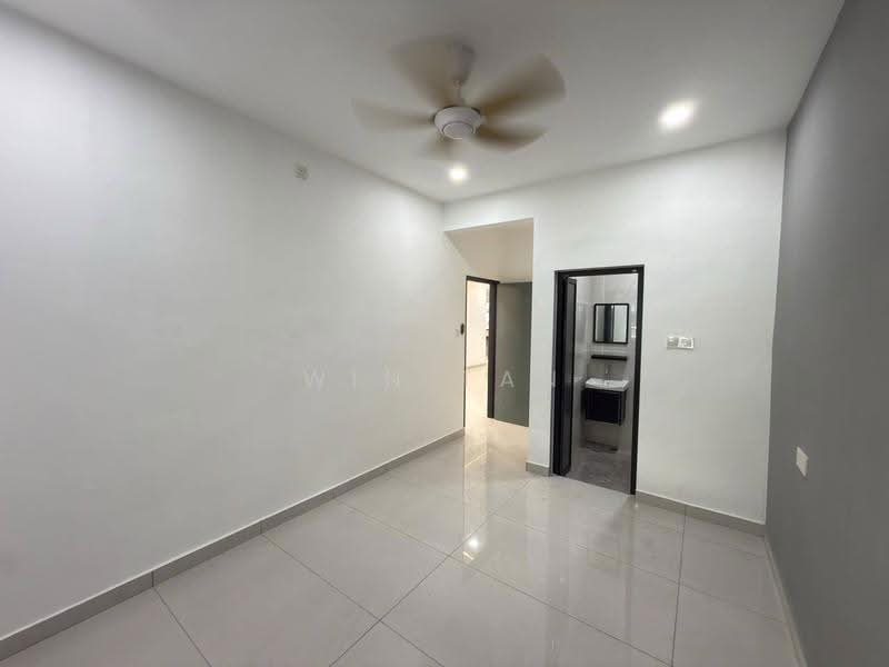 1-storey Terraced House for Sale in Taman Universiti (Sri Gading) - Win Tan - Interior - PropertyGuru.com.my