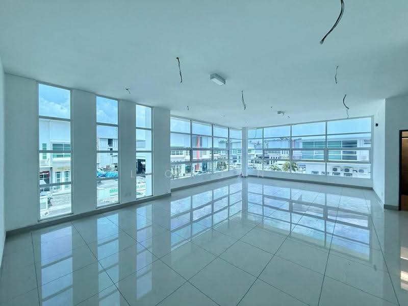 Factory for Rent in Kawasan Perusahaan Sungai Lokan (Butterworth) - Leon Tan - Living Room - PropertyGuru.com.my