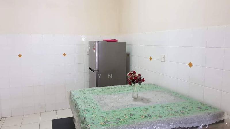 Condominium for Sale at Putra Place Condominium - Joelyn Khoo - Kitchen - PropertyGuru.com.my