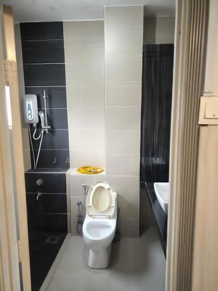 Terraced House for Sale in Batu 9 (Cheras) - Jason Lim - Bathroom - PropertyGuru.com.my