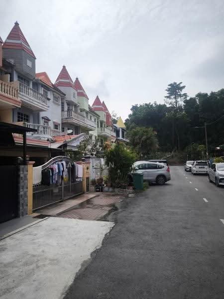 Terraced House for Sale in Batu 9 (Cheras) - Jason Lim - Exterior - PropertyGuru.com.my