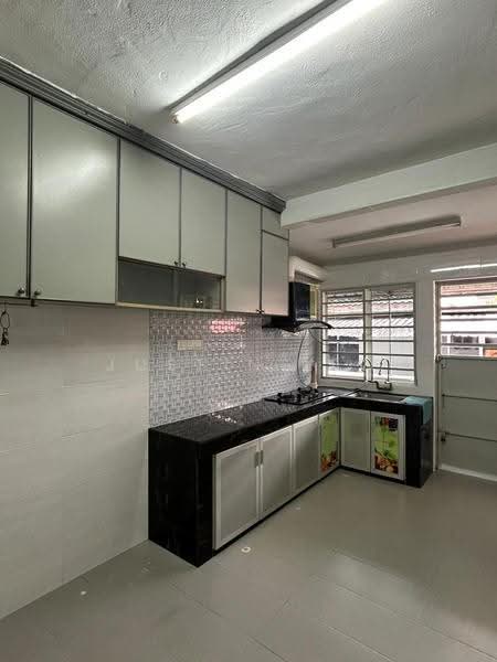 1-storey Terraced House for Sale in Taman Rasah Jaya (Rasah) - Justin Lew - Kitchen - PropertyGuru.com.my