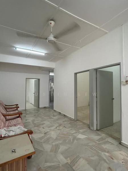 1-storey Terraced House for Sale in Taman Rasah Jaya (Rasah) - Justin Lew - Living Room - PropertyGuru.com.my