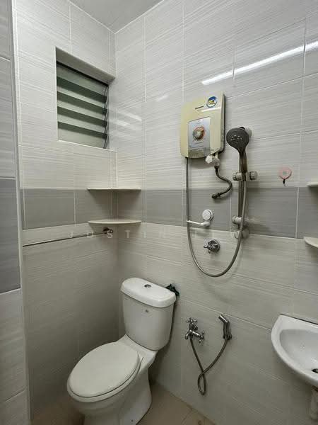 1-storey Terraced House for Sale in Taman Rasah Jaya (Rasah) - Justin Lew - Bathroom - PropertyGuru.com.my