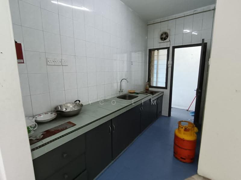Pangsapuri untuk Dijual di Pangsapuri Seri Jasa - Nyco Lim - Kitchen - PropertyGuru.com.my