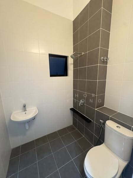 Rumah Bandar untuk Disewa di Shah Alam (Selangor) - Max Khor Phor xiong - Bathroom - PropertyGuru.com.my