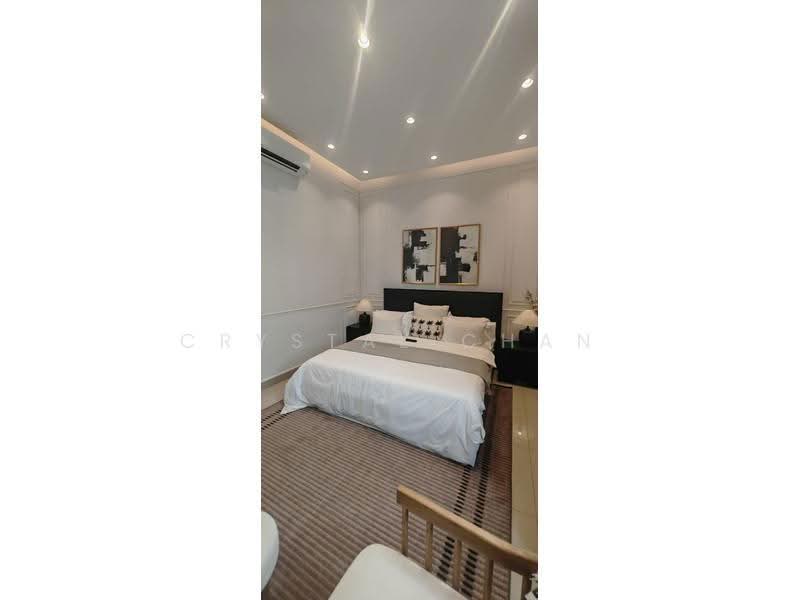 Rumah Teres 2-Tingkat untuk Dijual di Mutiara Rini (Skudai) - Crystal Chan - Master Bedroom - PropertyGuru.com.my