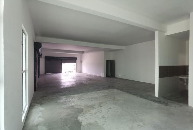 Shop / Office for Sale in Falim (Menglembu) - YM Chin - Ground Floor - PropertyGuru.com.my
