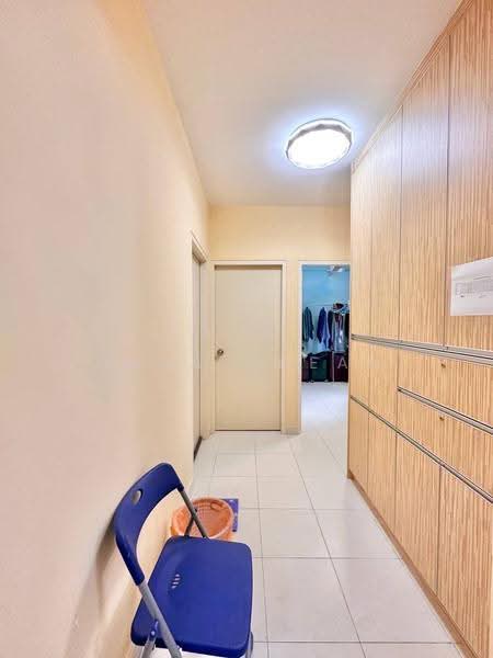 Apartment for Sale at De Bayu Apartment - Nana Cheah - Corridor - PropertyGuru.com.my